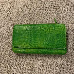 Green wallet - excellent condition